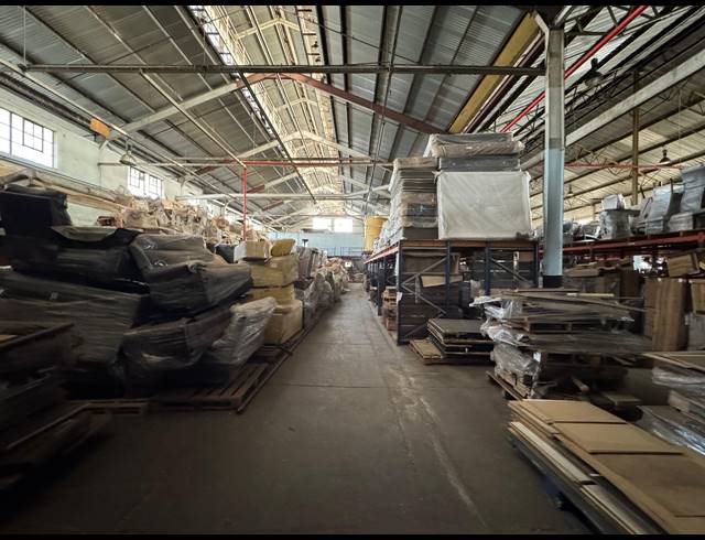 16,000M² WAREHOUSE TO LET IN INDUSTRIA WEST